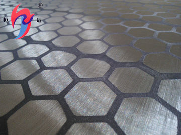 China Scherm van het de Schudbekernetwerk van de staal het Hexagonale Gat Gevormde Schalie voor Stevig Controlemateriaal leverancier